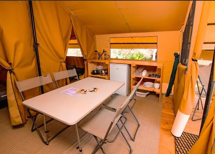 Onlycamp Du Cret * Saint-Jean-de-Sixt