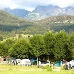 Campeggio Onlycamp Du Cret Saint-Jean-de-Sixt