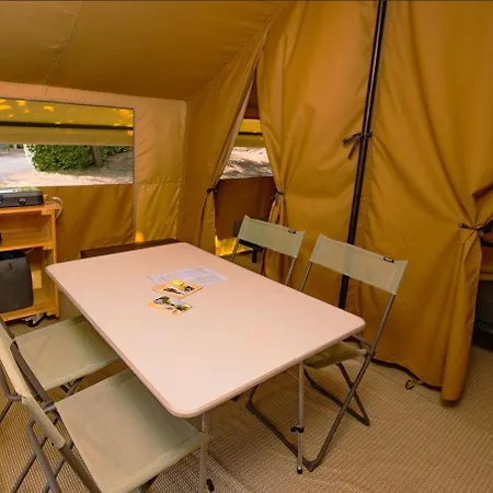 Onlycamp Du Cret Campingplatz Saint-Jean-de-Sixt
